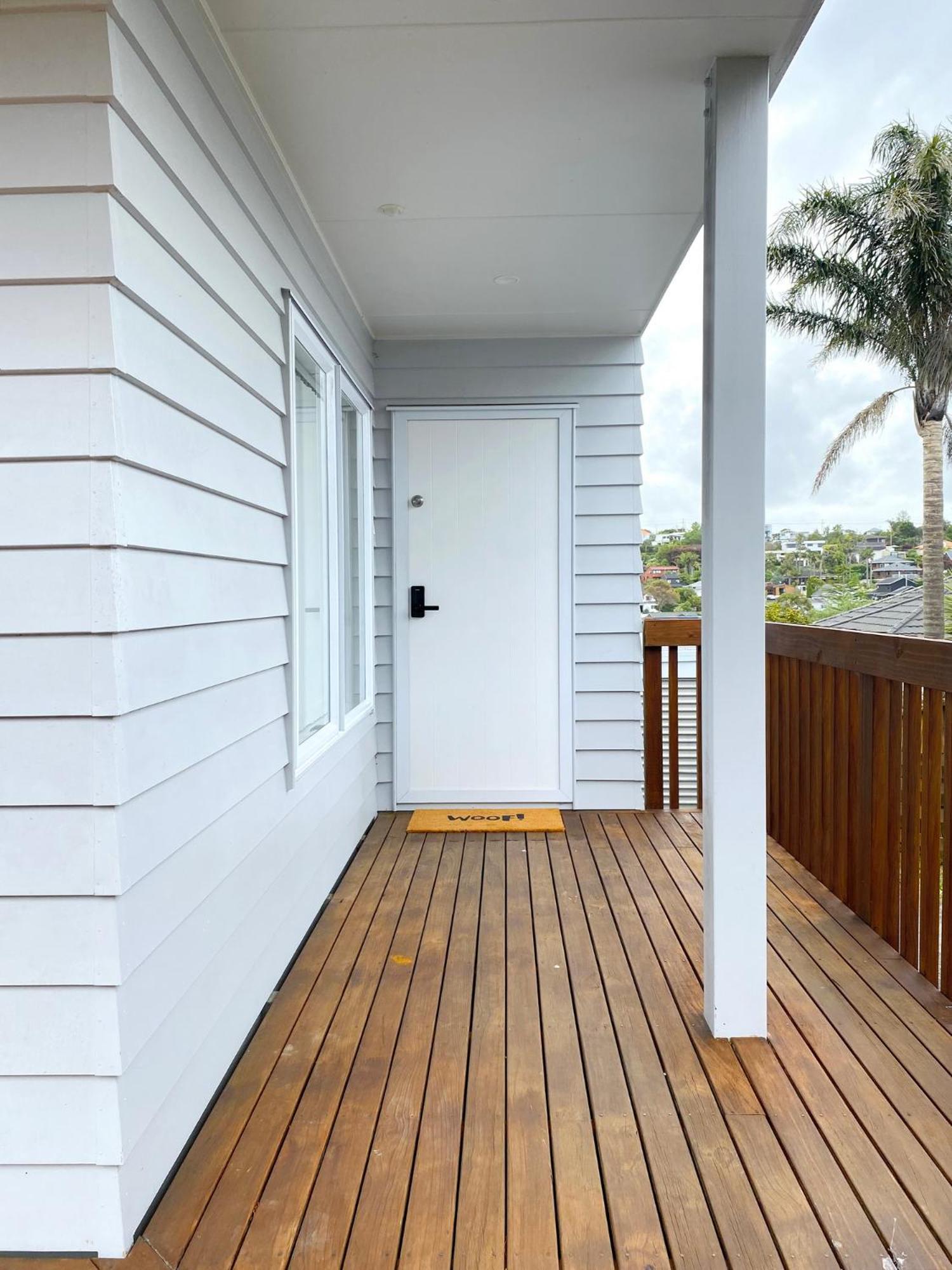 7Br 3Bh Beach Escape. 2 Min To Browns Bay Beach Auckland Eksteriør billede