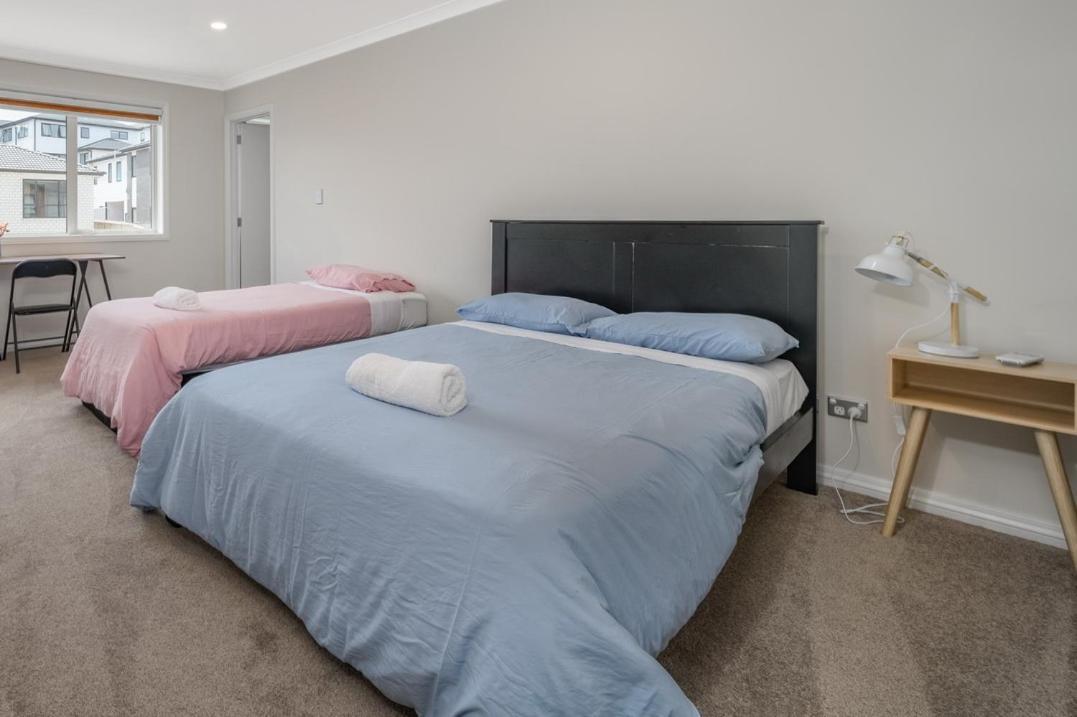 7Br 3Bh Beach Escape. 2 Min To Browns Bay Beach Auckland Eksteriør billede